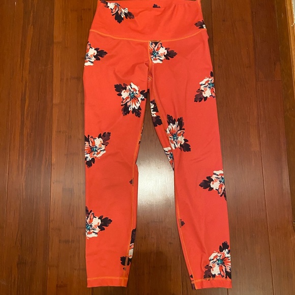 lululemon athletica Pants - Lululemon Floral Print Legging